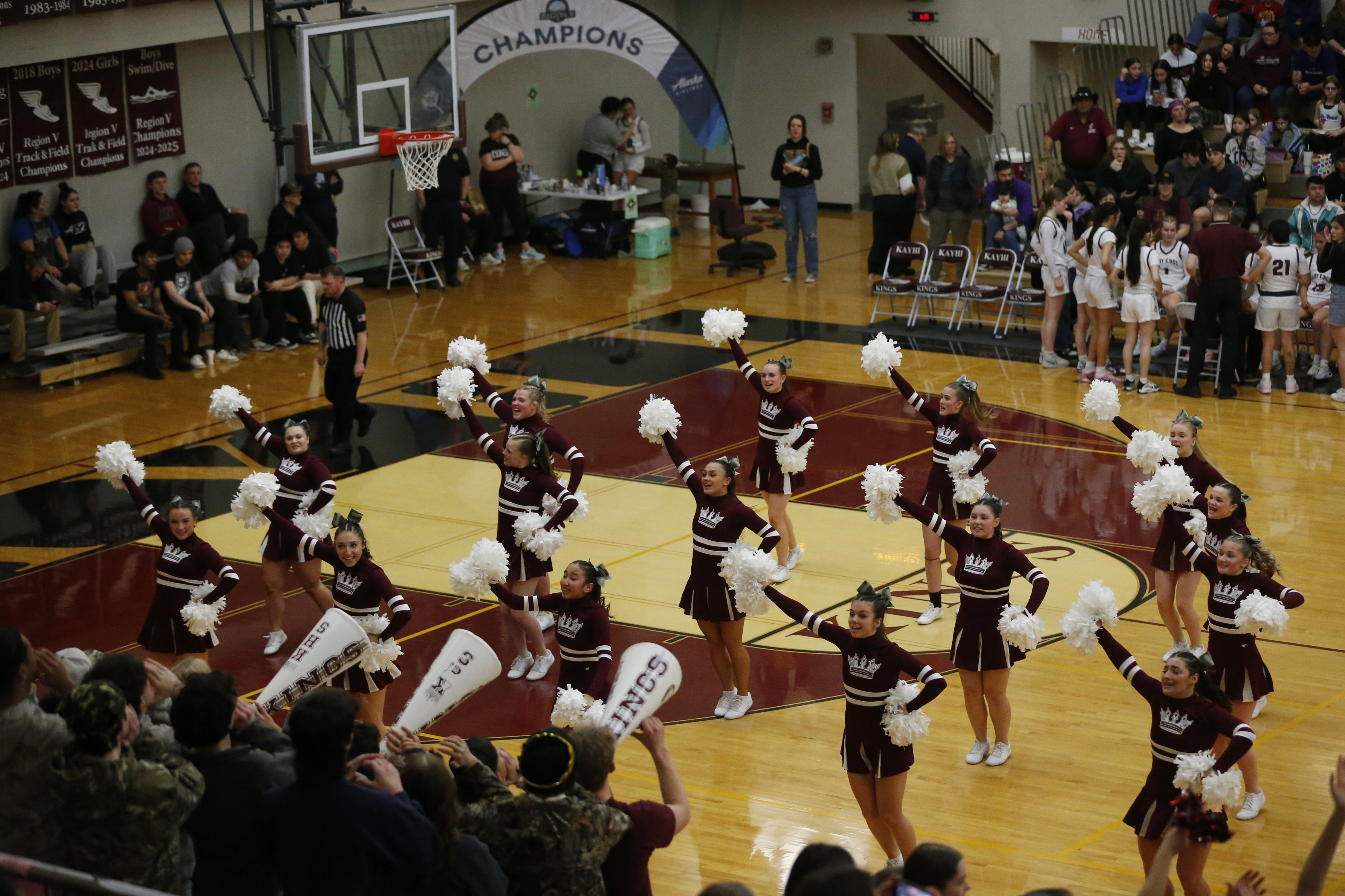 Ketchikan Cheerleaders  02